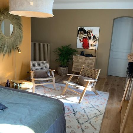 La Bastide Des Grands Chenes Bed & Breakfast Льомбеск Стая снимка