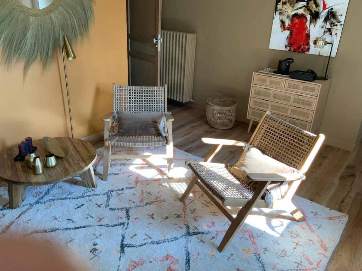 La Bastide Des Grands Chenes Bed & Breakfast Льомбеск Екстериор снимка