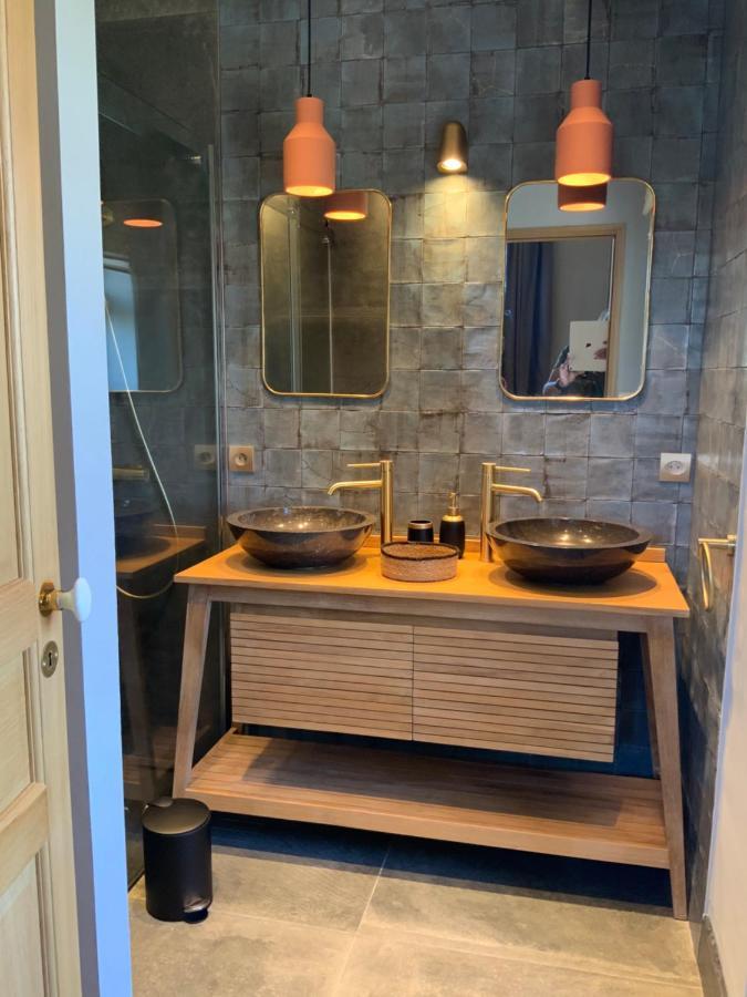 La Bastide Des Grands Chenes Bed & Breakfast Льомбеск Екстериор снимка