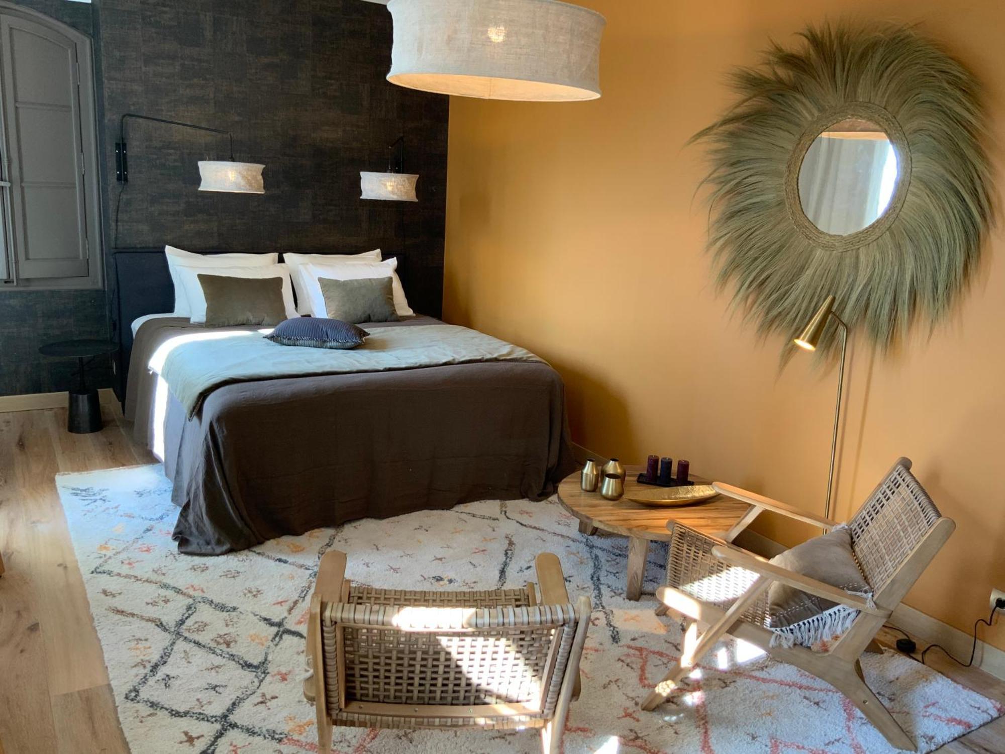 La Bastide Des Grands Chenes Bed & Breakfast Льомбеск Стая снимка